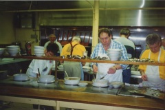 danielbooneleoclub-helpingthe-amitytwplionsclub-1998-annuallionsclubbeefsupper057